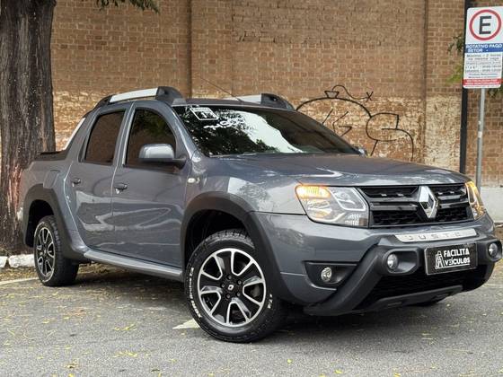 RENAULT DUSTER OROCH 2.0 16V FLEX DYNAMIQUE 4P AUTOMÁTICO RENAULT DUSTER OROCH 2.0 16V FLEX DYNAMIQUE 4P AUTOMÁTICO